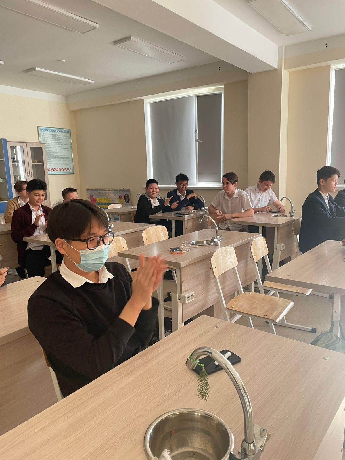 Конкурс «А, ну-ка, мальчики!», посвященный Дню Батыра РК