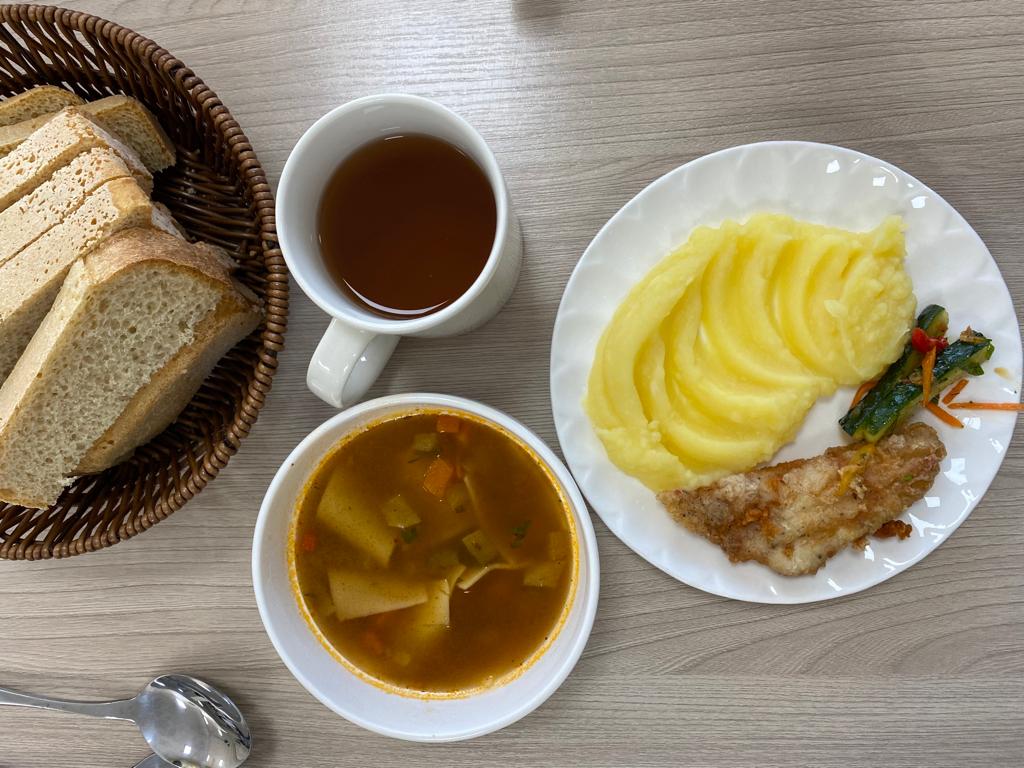 Четырехнедельное меню блюд для организации бесплатного питания обучающихся КГУ "Лицей №166" 2022-2023 учебный год 20 октября 2022 г