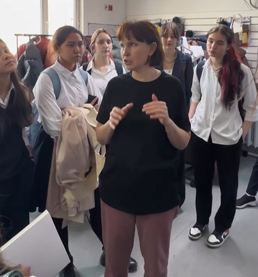 Тігін фабрикасына экскурсия